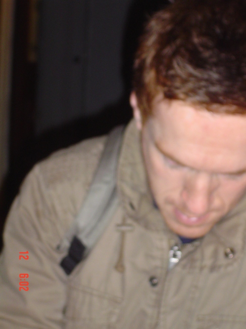 Damian signing autographs on Feb. 11th 2010
