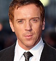 2012-09-03-sweeneypremiere-redcarpet-01-hq.jpg