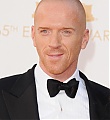 2013-09-22-emmys-arrivals-16.jpg