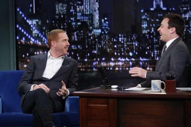 jimmyfallon-14nov2013-06-hq.jpg