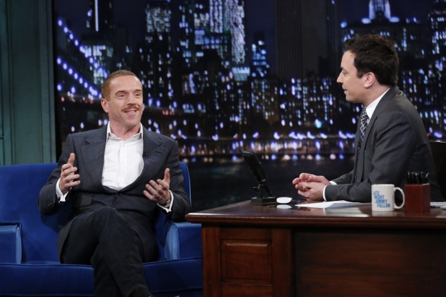 jimmyfallon-14nov2013-11-hq.jpg