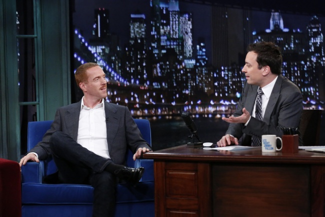 jimmyfallon-14nov2013-13-hq.jpg