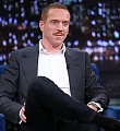 jimmyfallon-14nov2013-18-hq.jpg