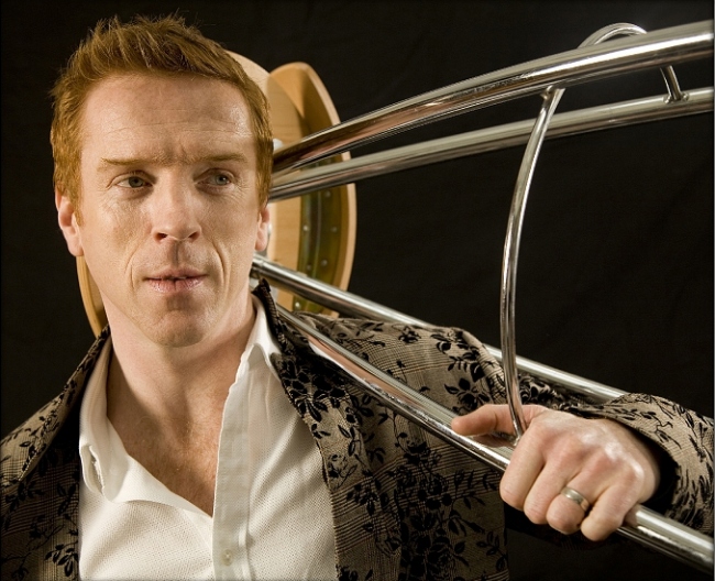 cambridgejones-mq-02.jpg