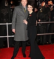 2010-11-11-harrypotterdeathlyhallowsworldpremiere-28b.jpg