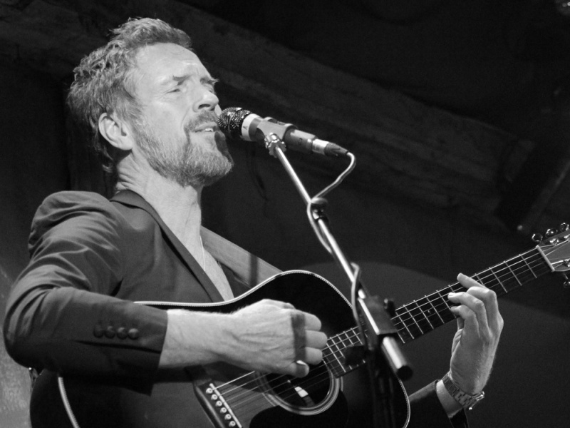 Damian Lewis is Scheduled Guest on BBC Radio 4 Loose Ends