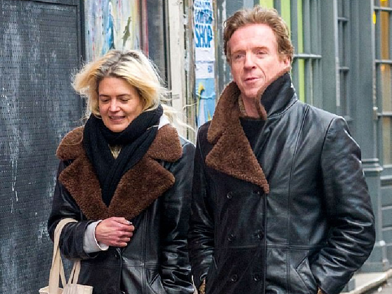 Damian Lewis and Alison Mosshart Out For a Stroll In London