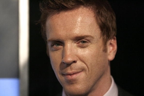 07-09-26-lifepremiere-small.jpg
