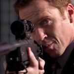 life-2x16-sc-hitmebaby-337