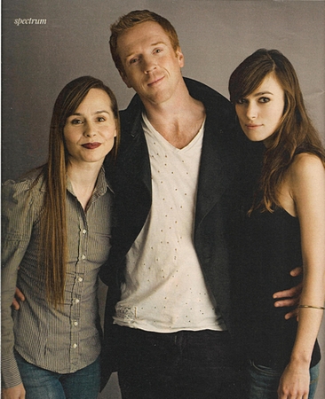 the-sunday-times-magazine-13-december-2009-001-resized-366