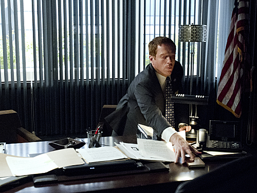 Damian Lewis in Homeland Season 2, Episode 1