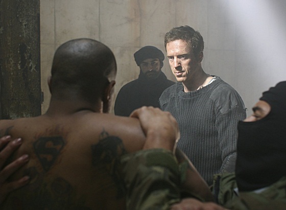 Still from Homeland episode 1x01
